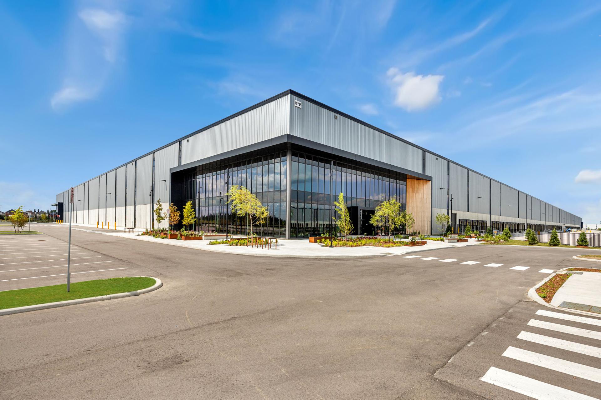 Oxford secures Canada’s largest spec industrial lease, achieving 100% occupancy at James Snow Business Park